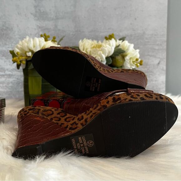 NEW RARE Spiegel Leather Platform Slingback Wedges Chocolate Leopard Sz 5.5 NWP - Picture 15 of 16